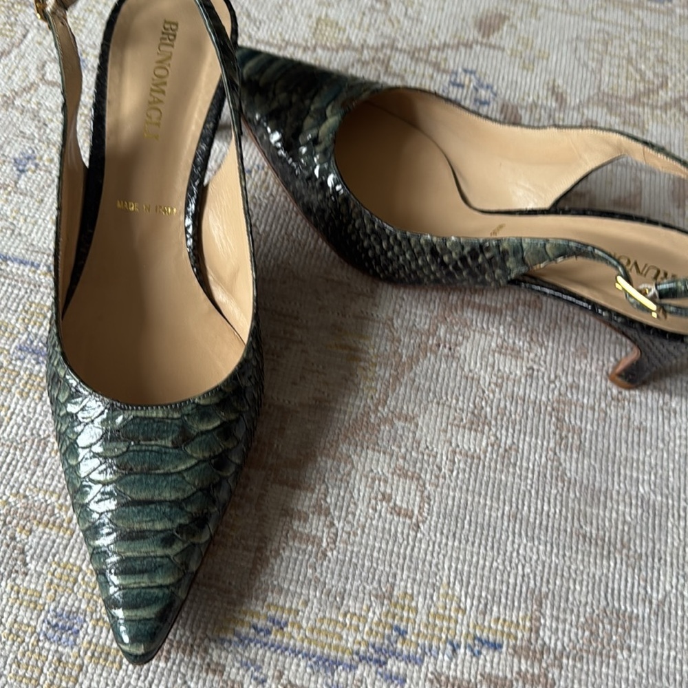 Bruno Magli Slingback Snakeskin Leather Shoes Size 40 - Picture 10 of 10